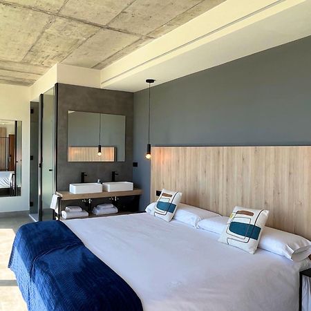 Hospedium Hotel Devalar Do Mar Camarinas Bagian luar foto