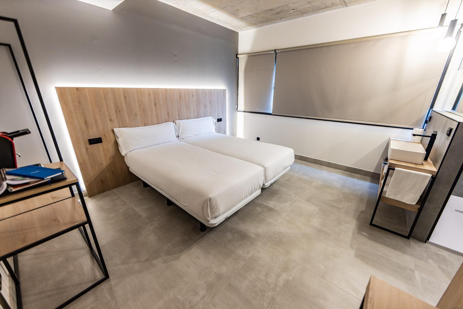 Hospedium Hotel Devalar Do Mar Camarinas Bagian luar foto